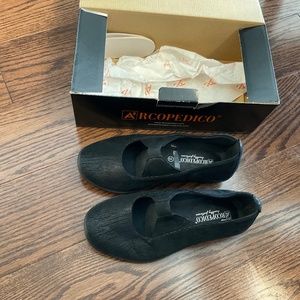 Arcopedico black maryjanes size 39(9)